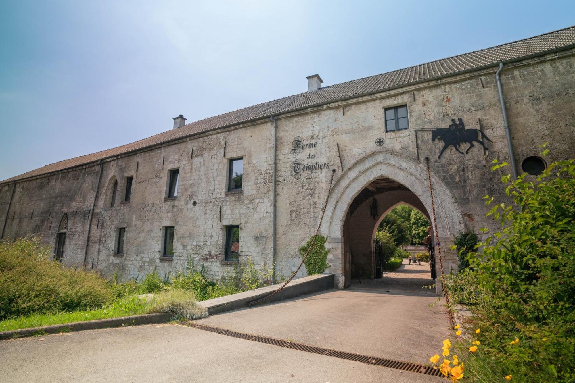 Enquin-les-Mines La Ferme Des Templiers De Flechinelle B&B 외부 사진